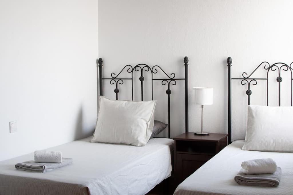 Casa Marlay Spacious, Heated Pool, Bbq & Fast Wi-Fi Only 15 Minutes Walk To Town Playa Blanca  Kültér fotó